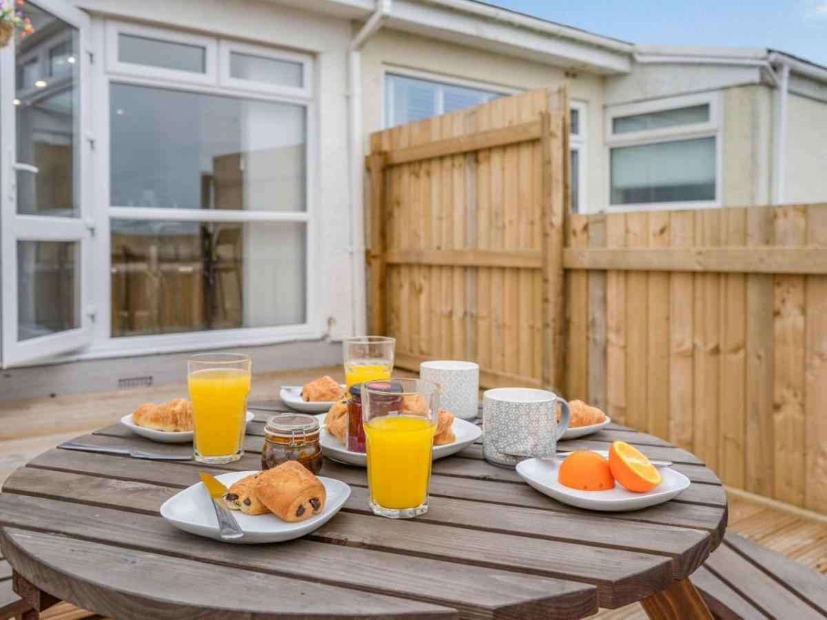 3-Bed 5-6 Berth Modernised Bungalow! 텐비 외부 사진